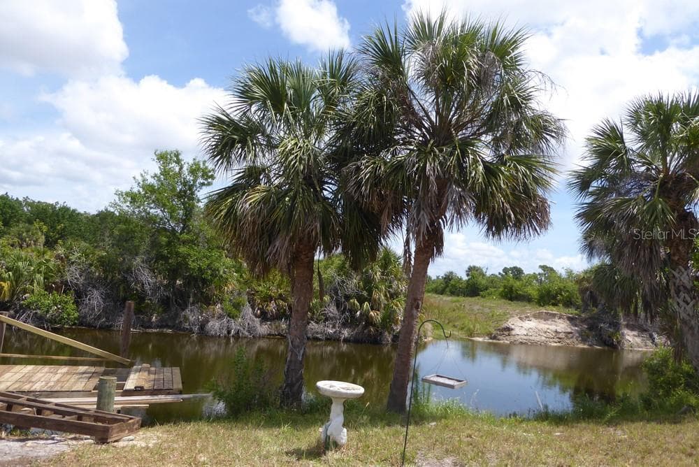 328 BAYTREE DRIVE photo 24