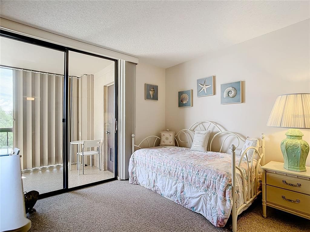 21405 OLEAN BOULEVARD 404 photo 18