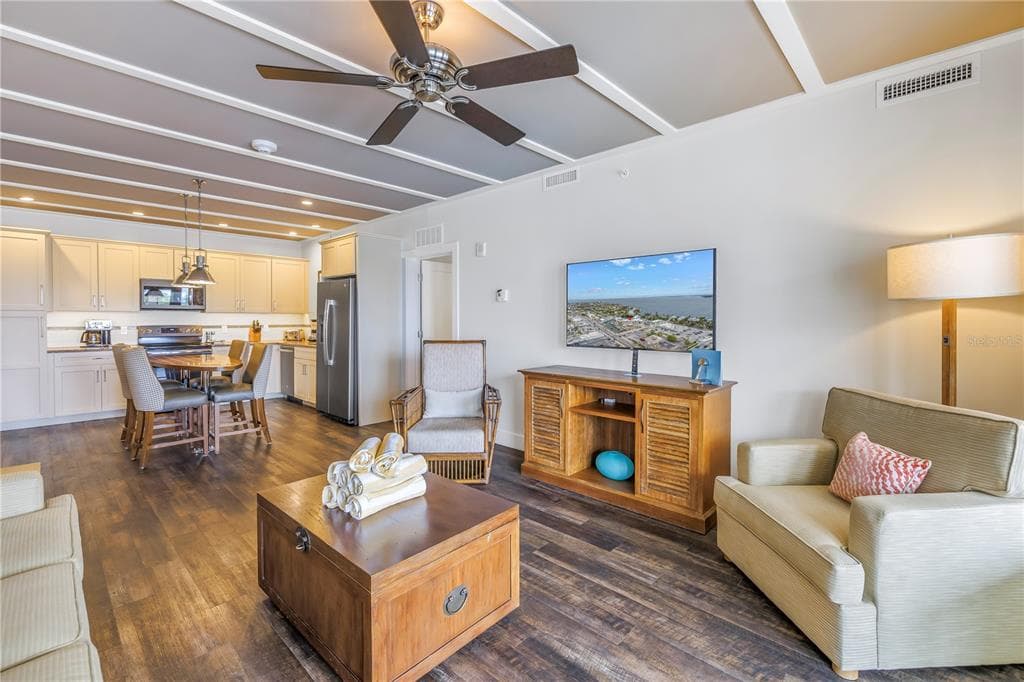 5325 MARINA DRIVE 128 photo 18