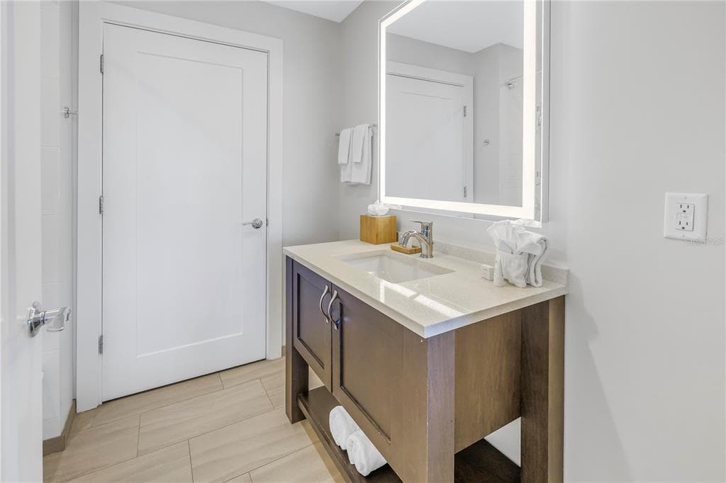 5325 MARINA DRIVE 128 photo 8