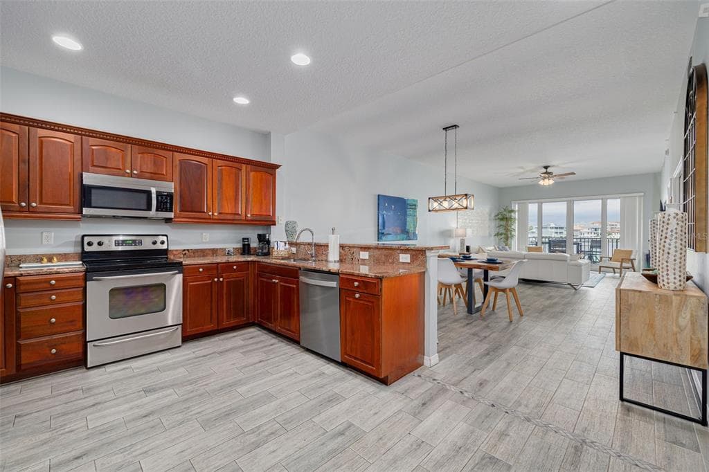 530 S GULFVIEW BOULEVARD 205 photo 9