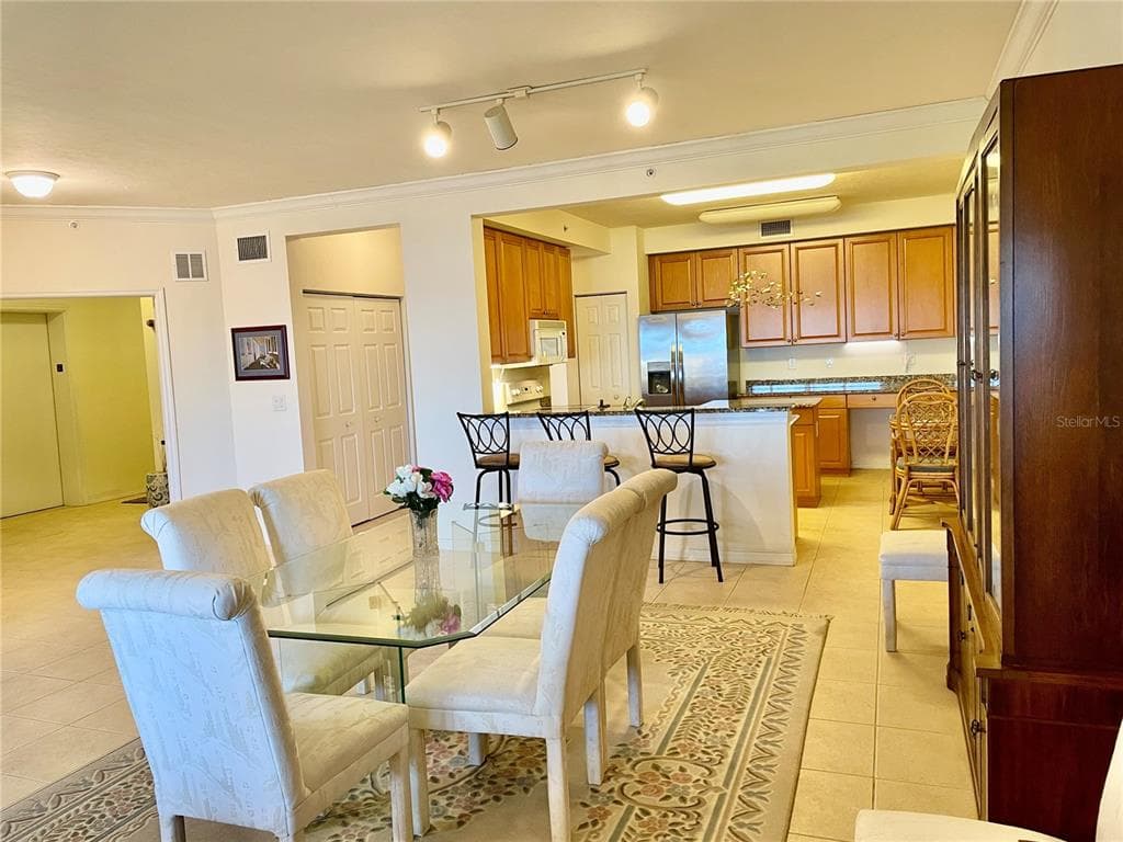93 VIVANTE BOULEVARD 9325 photo 12
