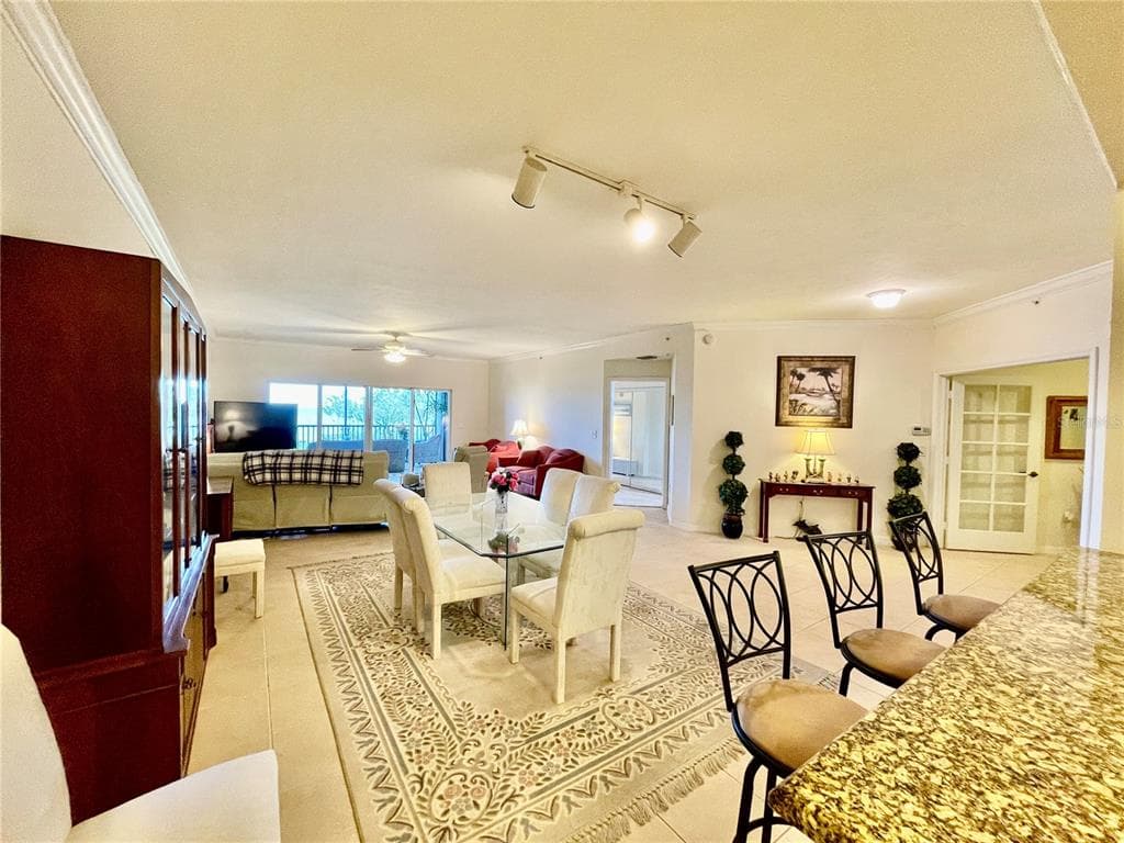 93 VIVANTE BOULEVARD 9325 photo 18