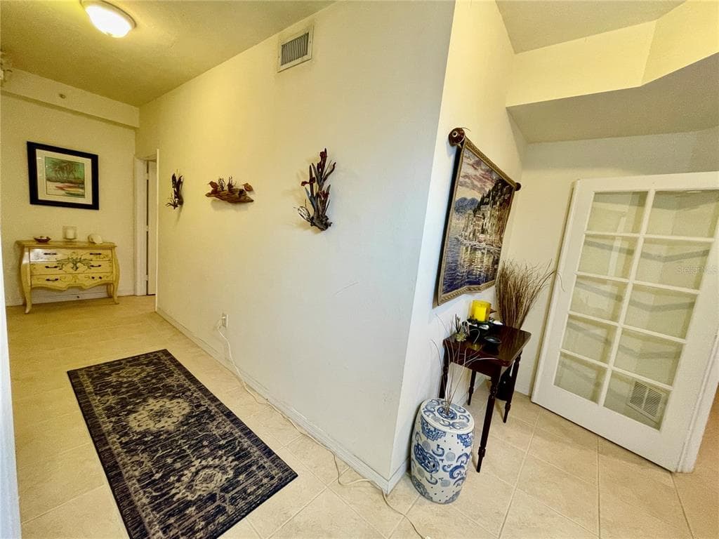 93 VIVANTE BOULEVARD 9325 photo 8