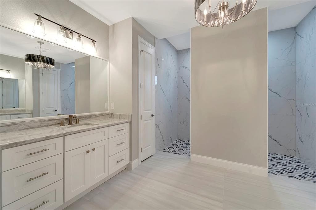 10442 WINNIPEG STREET photo 20