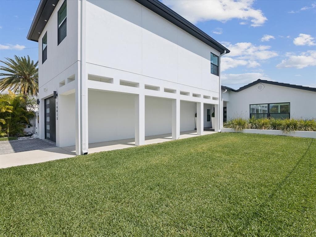 16015 REDINGTON DRIVE photo 6