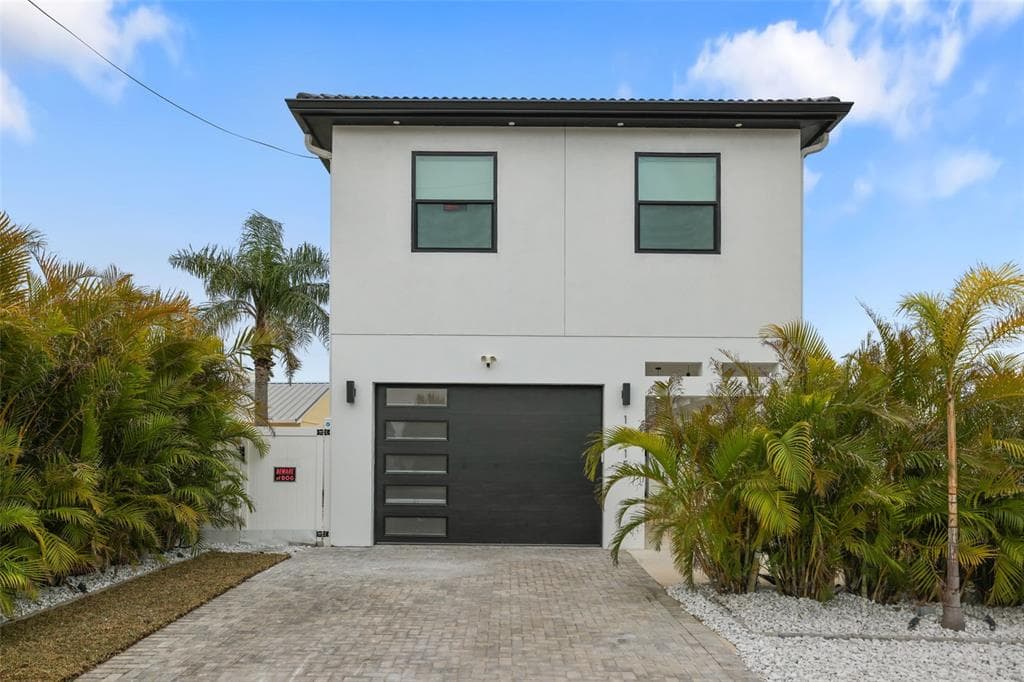 16015 REDINGTON DRIVE photo 1