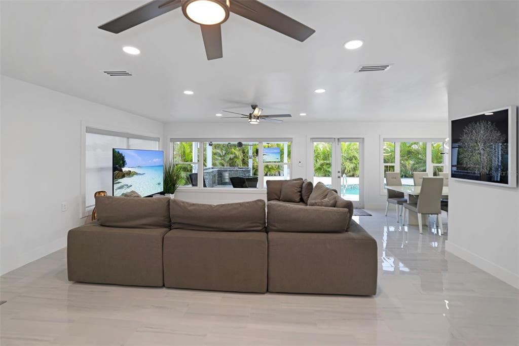 16015 REDINGTON DRIVE photo 19