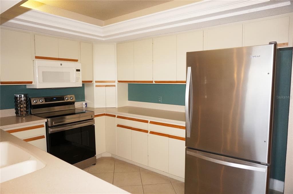 1601 PARK BEACH CIRCLE 125/11 photo 18