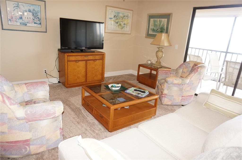 1601 PARK BEACH CIRCLE 125/11 photo 4