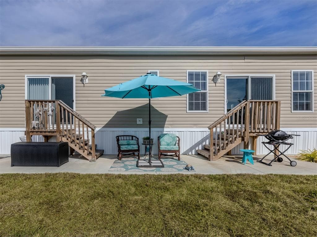 106 ISLAND POINT ROAD photo 11