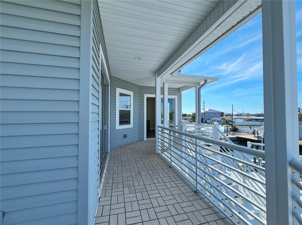 13737 VICTOR AVENUE photo 22