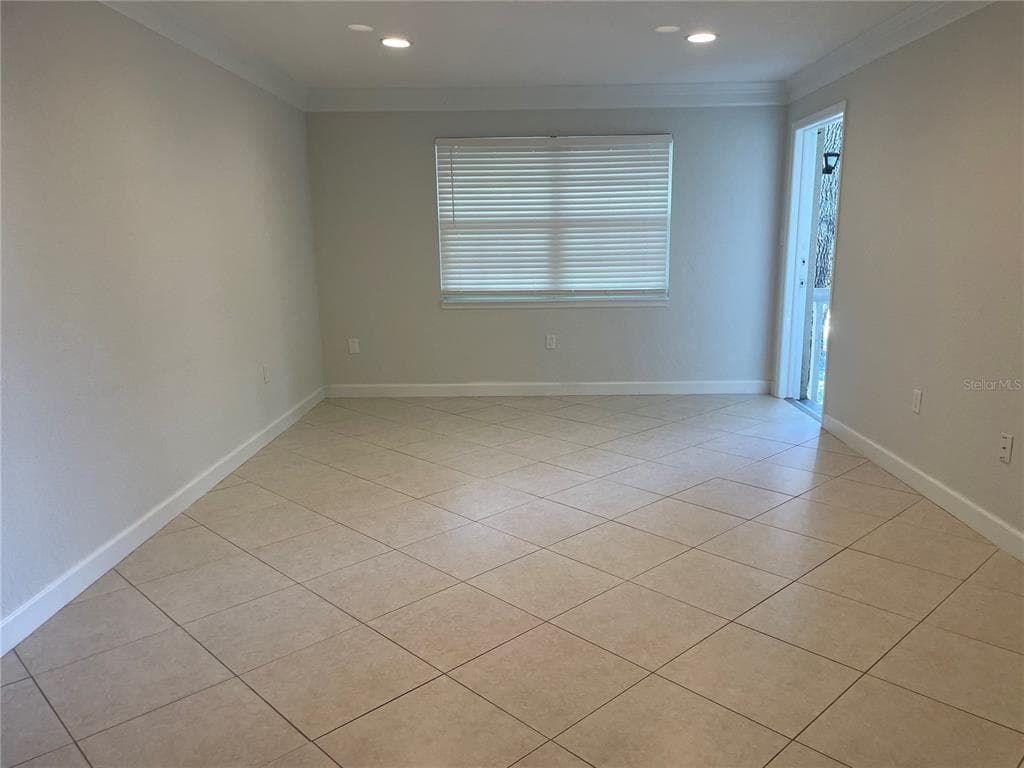 2500 LEE ROAD 202 photo 18