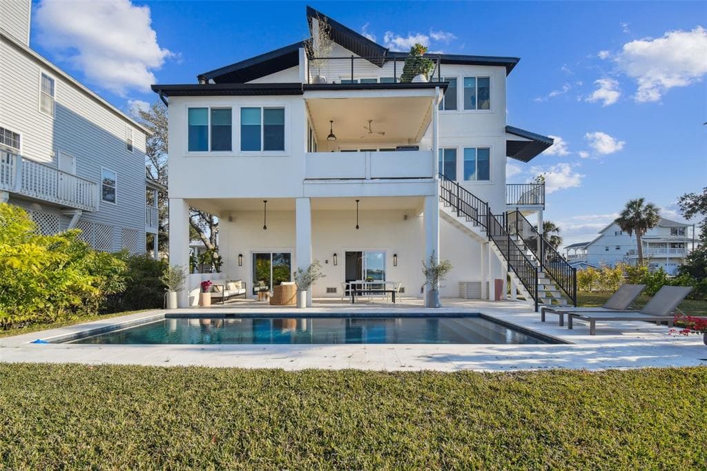 1640 SEA BREEZE DRIVE photo 4