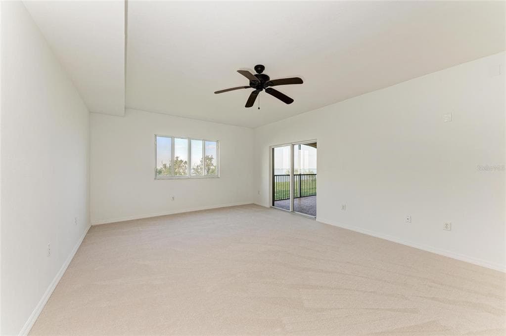 93 VIVANTE BOULEVARD 9336 photo 23