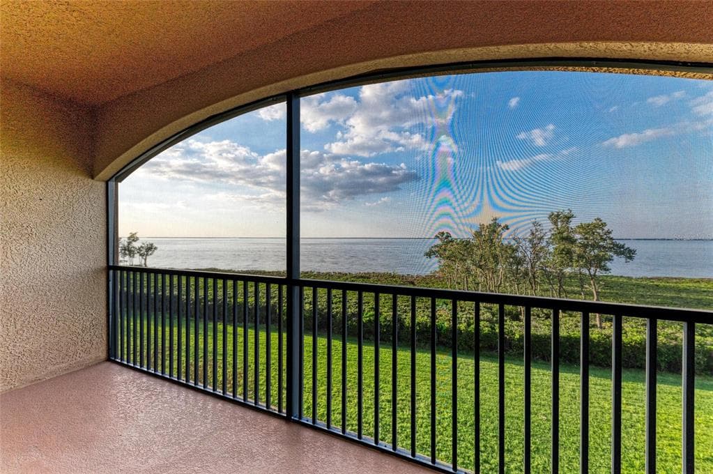 93 VIVANTE BOULEVARD 9336 photo 6