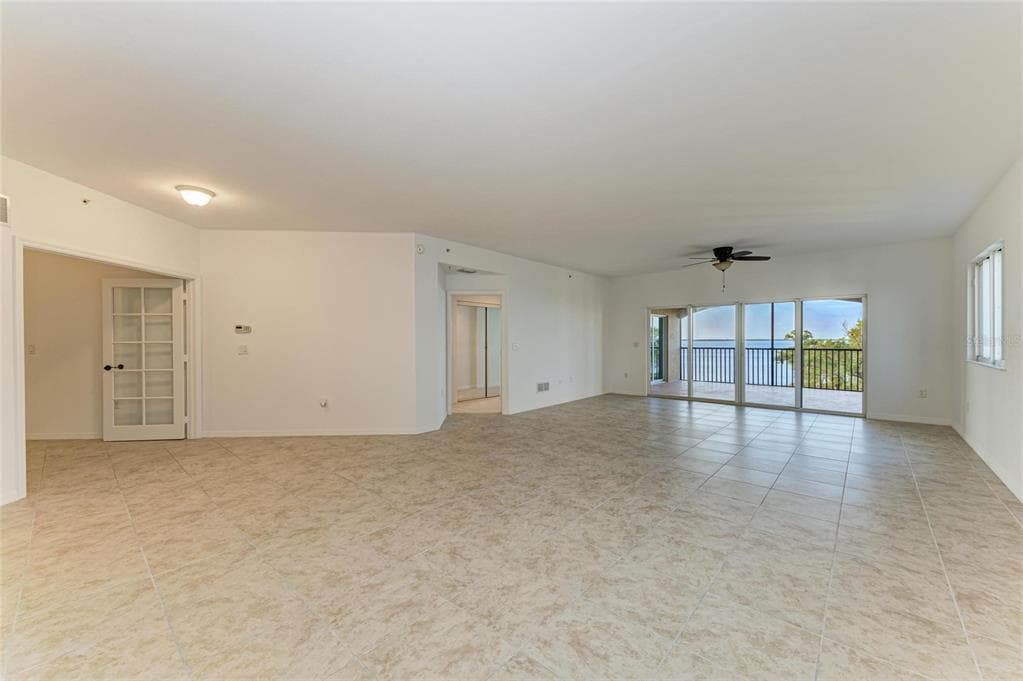 93 VIVANTE BOULEVARD 9336 photo 8