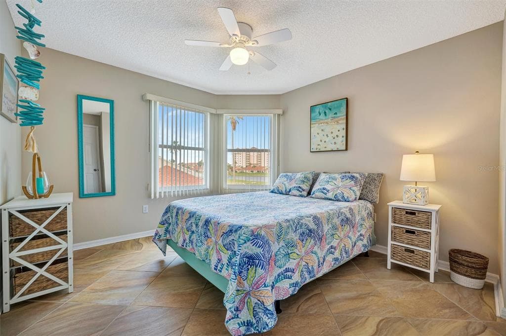 1620 FAIRWAY TRACE B photo 23