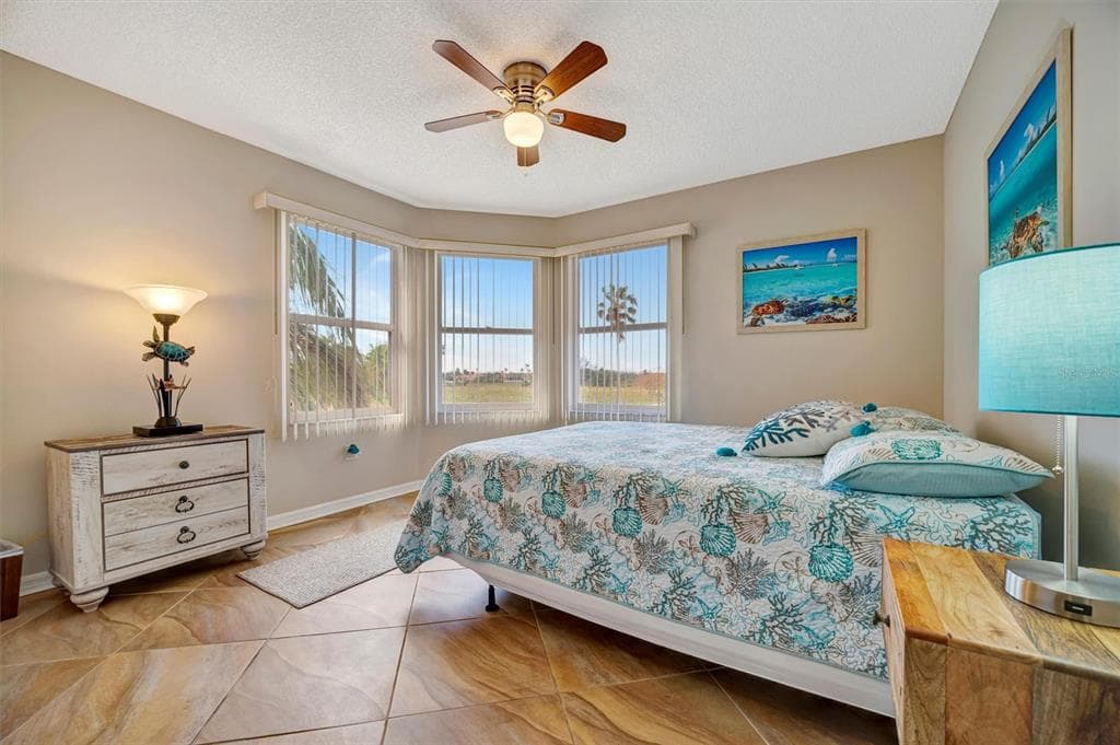 1620 FAIRWAY TRACE B photo 19