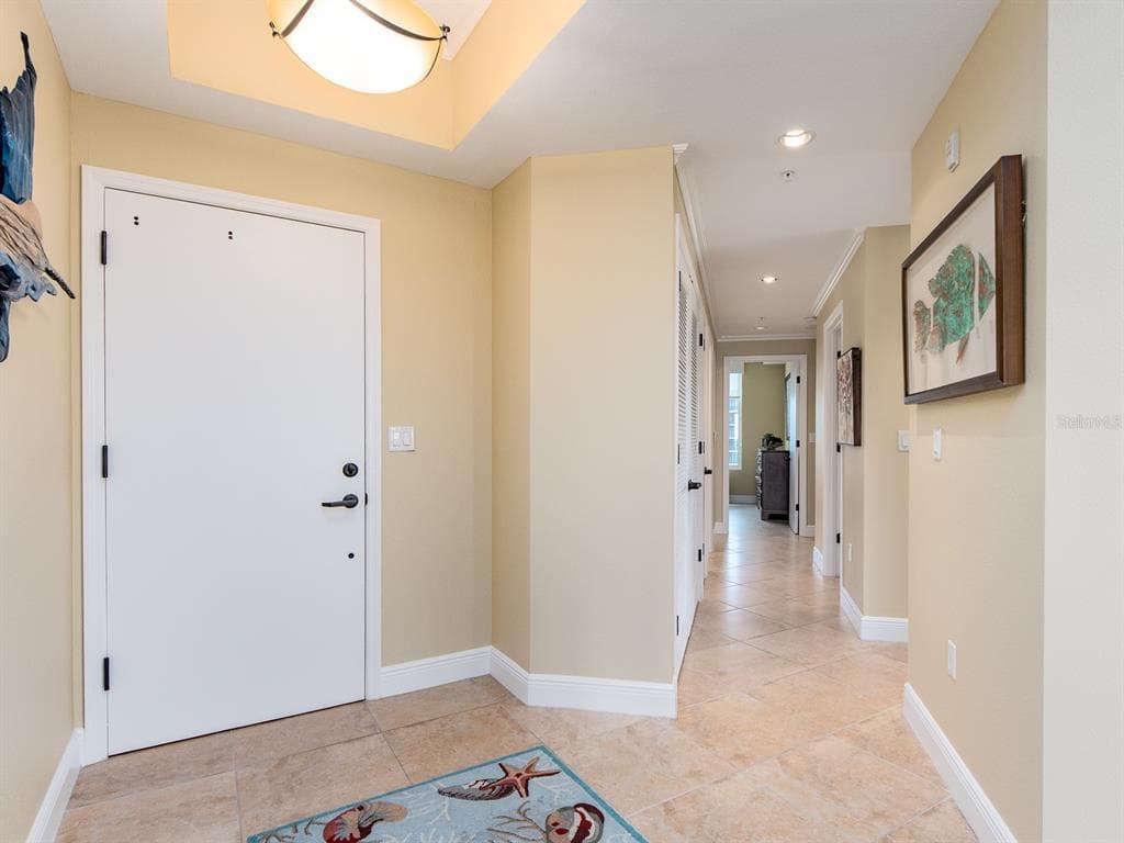 1590 GULF BOULEVARD 501 photo 9
