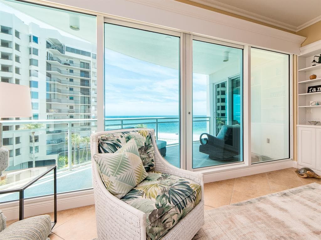 1590 GULF BOULEVARD 501 photo 14