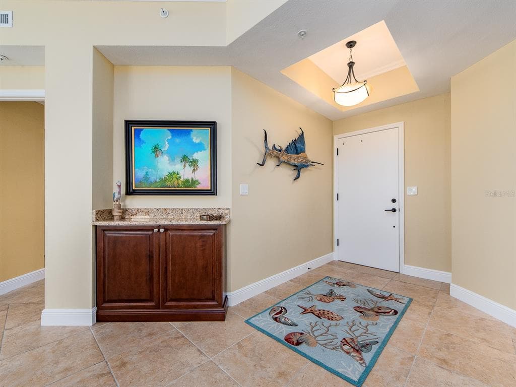 1590 GULF BOULEVARD 501 photo 8