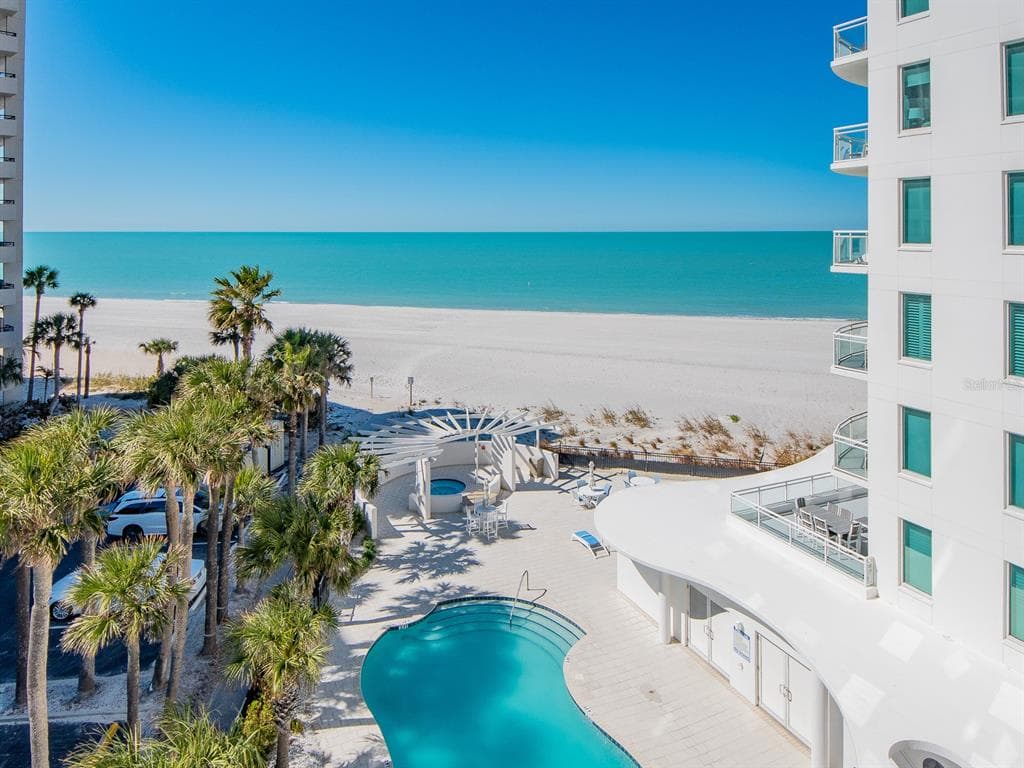 1590 GULF BOULEVARD 501 photo 21