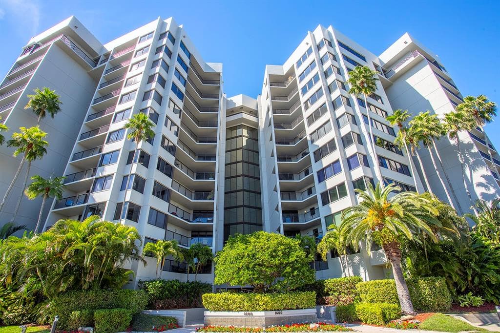1600 GULF BOULEVARD #512 2