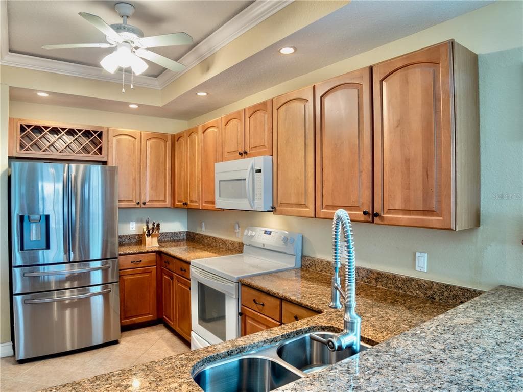 3216 PURPLE MARTIN DRIVE 121 photo 10