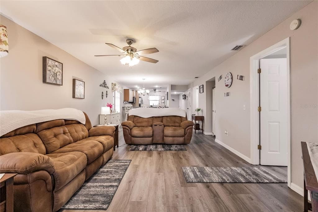 175 KINGS HIGHWAY 538 photo 8