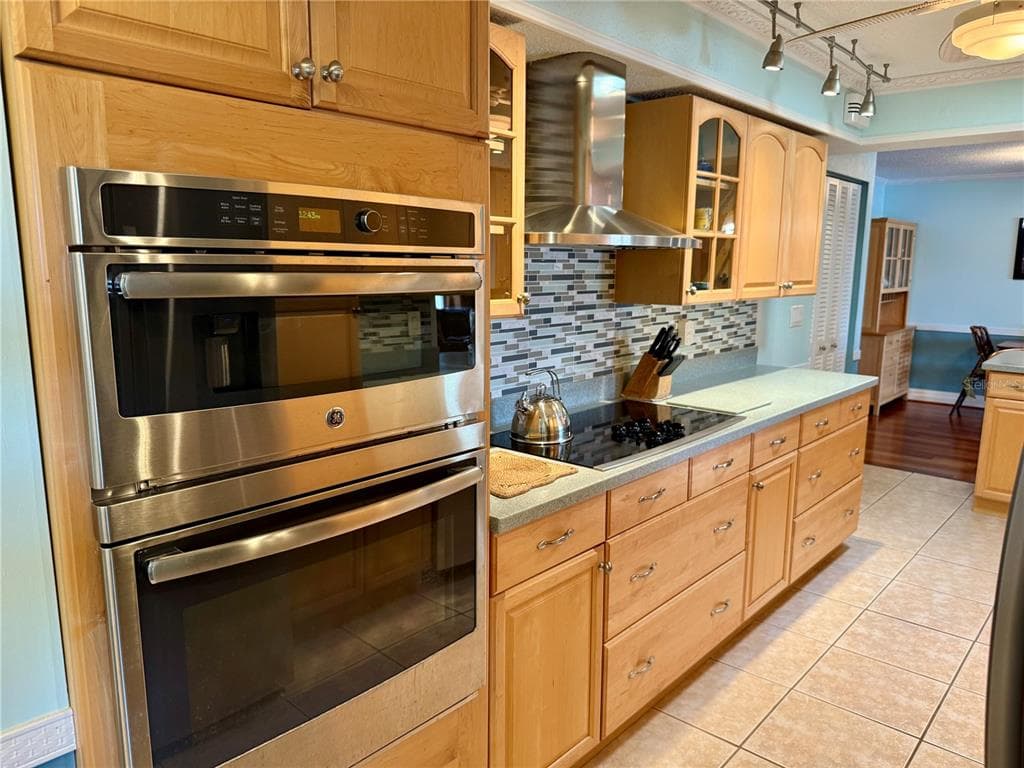468 CEIL DRIVE photo 23