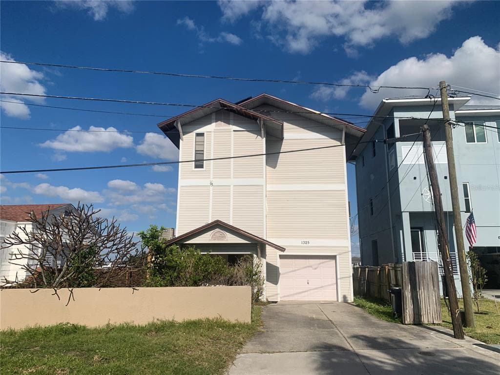 13253 BOCA CIEGA AVENUE photo 1