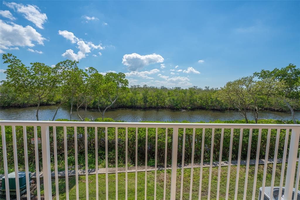 3230 MANGROVE POINT DRIVE photo 9