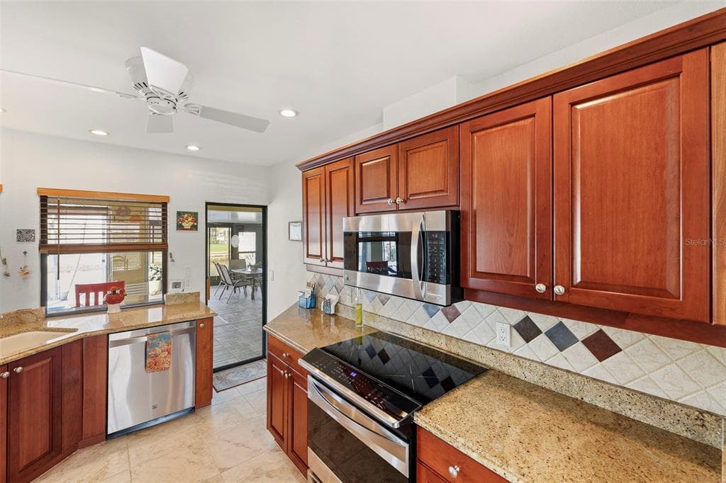 611 BAL HARBOR BOULEVARD photo 18