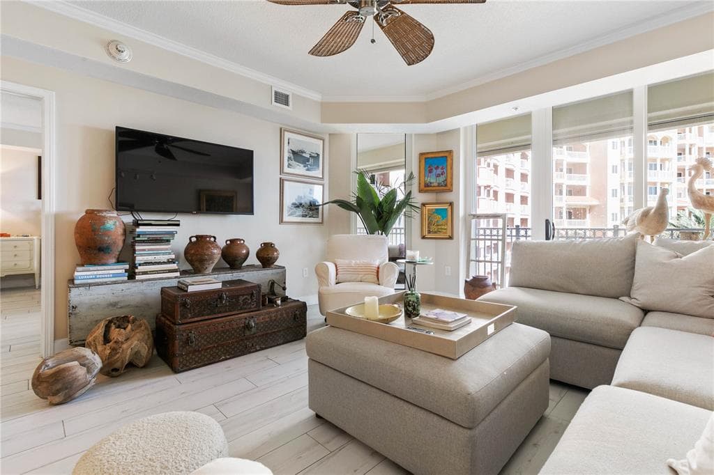 200 OCEAN CREST DRIVE 306 photo 7