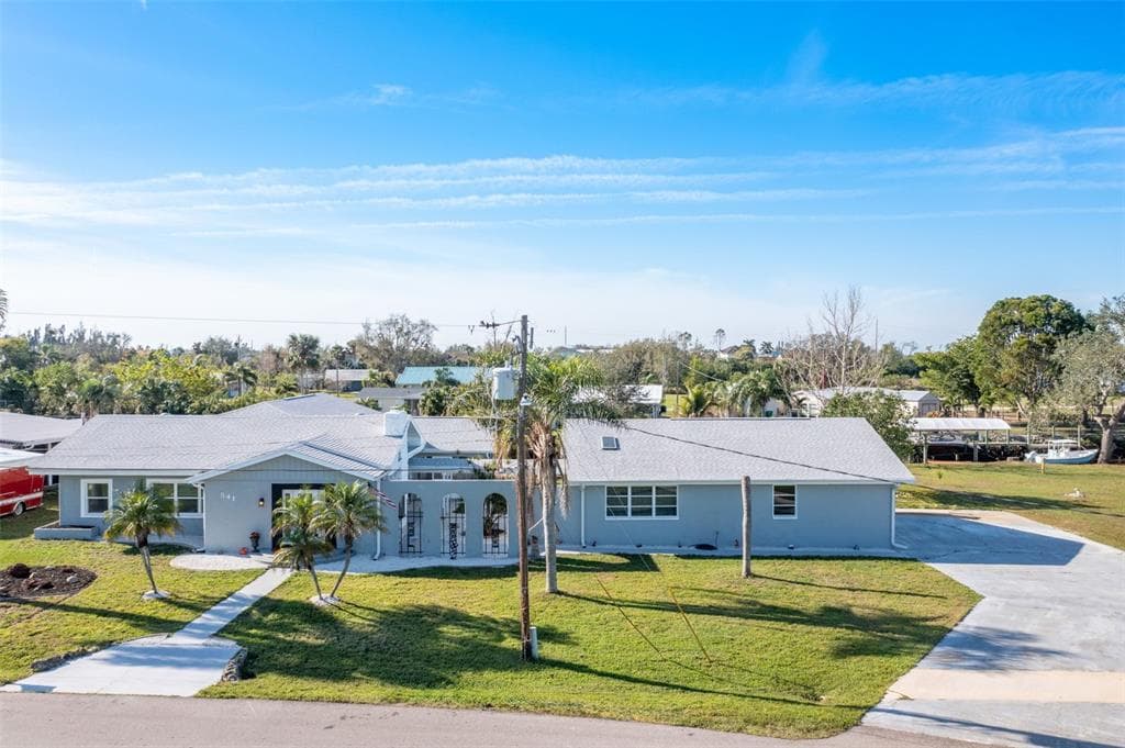 541 RIDGECREST DRIVE 1