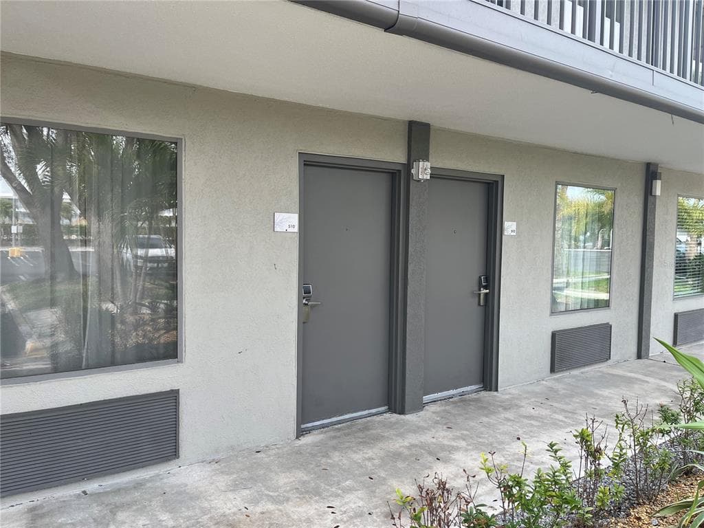 7150 N TAMIAMI TRAIL S512 photo 1
