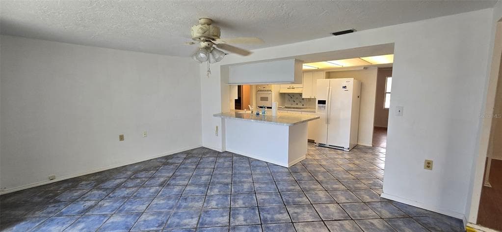 1414 GRAND BOULEVARD photo 10
