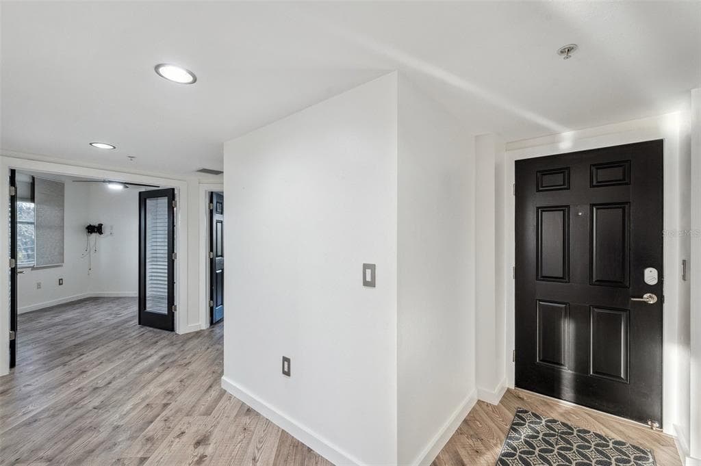 960 STARKEY ROAD 3406 photo 24