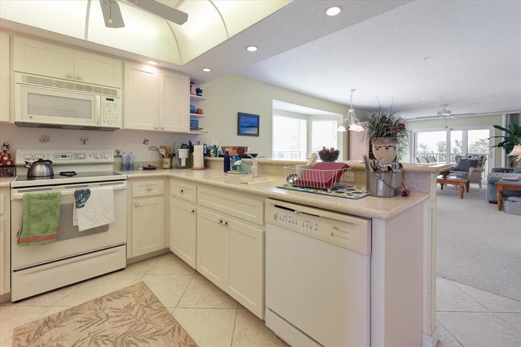 7237 RUM BAY DRIVE 5022 photo 13
