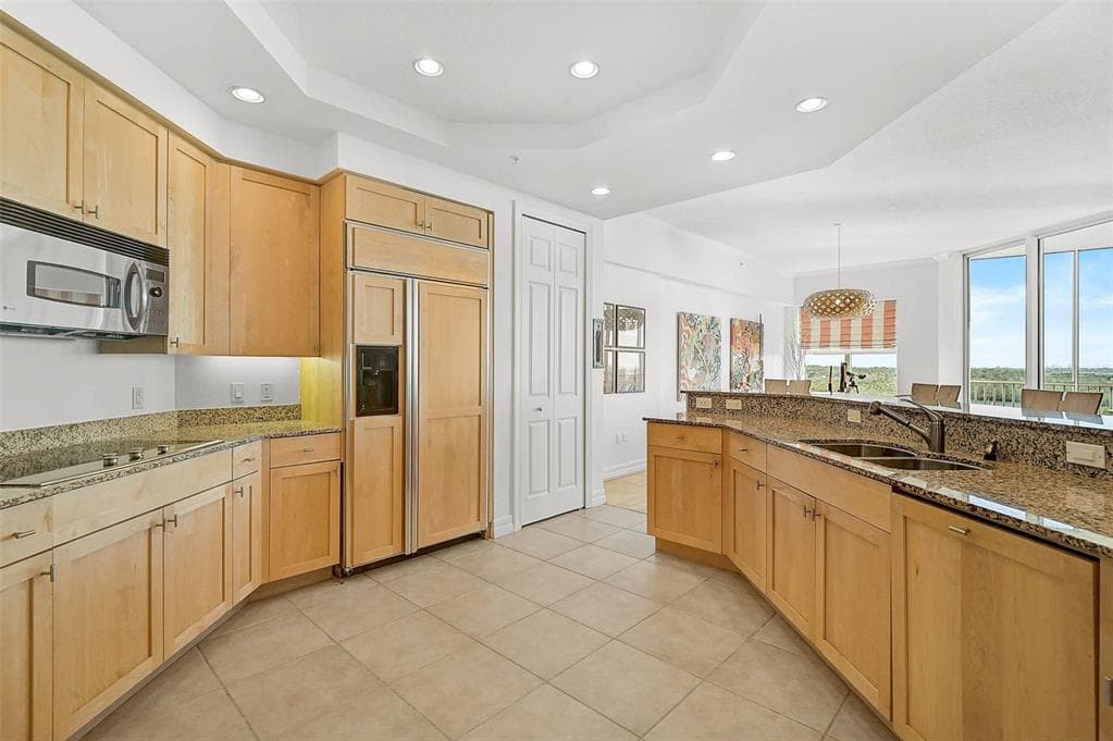 3603 N POINT ROAD 702 photo 10