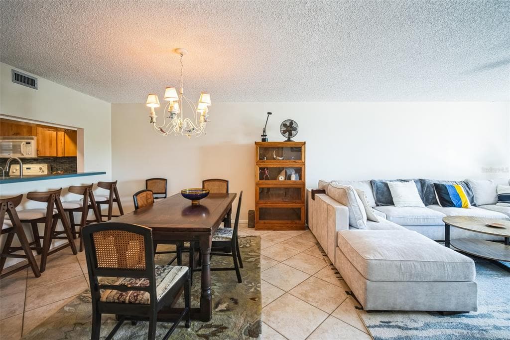 1000 RIVERSIDE DRIVE B102 photo 4