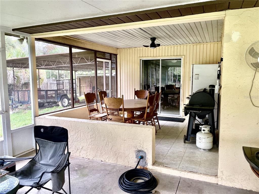 490 S MINSTREL AVENUE photo 21