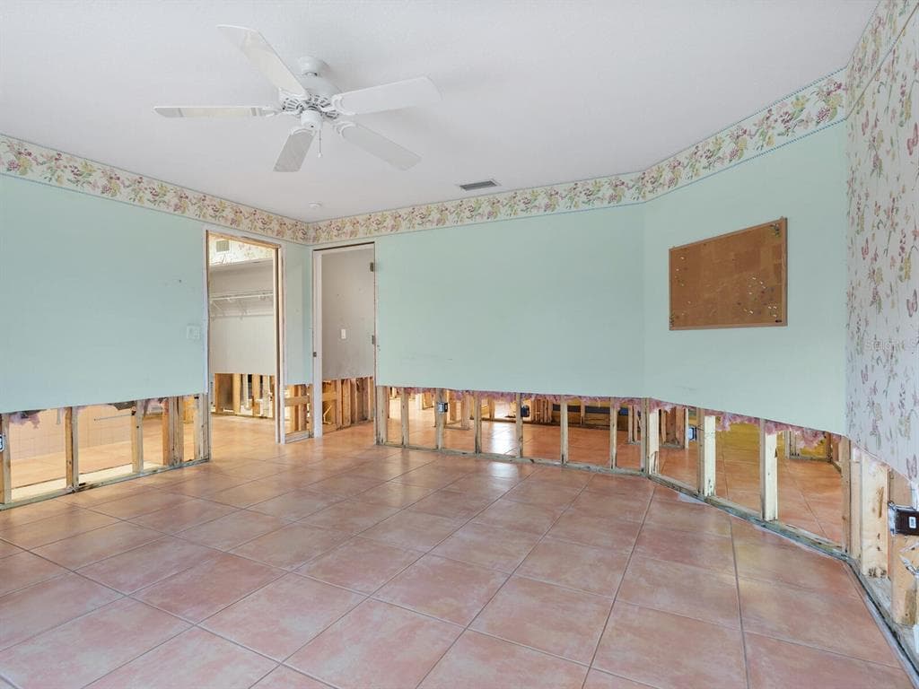 1374 MOONMIST DRIVE B1 photo 22