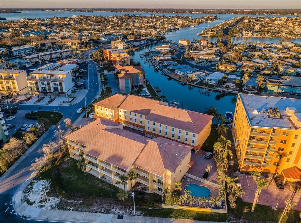 11595 GULF BOULEVARD 6 photo 1