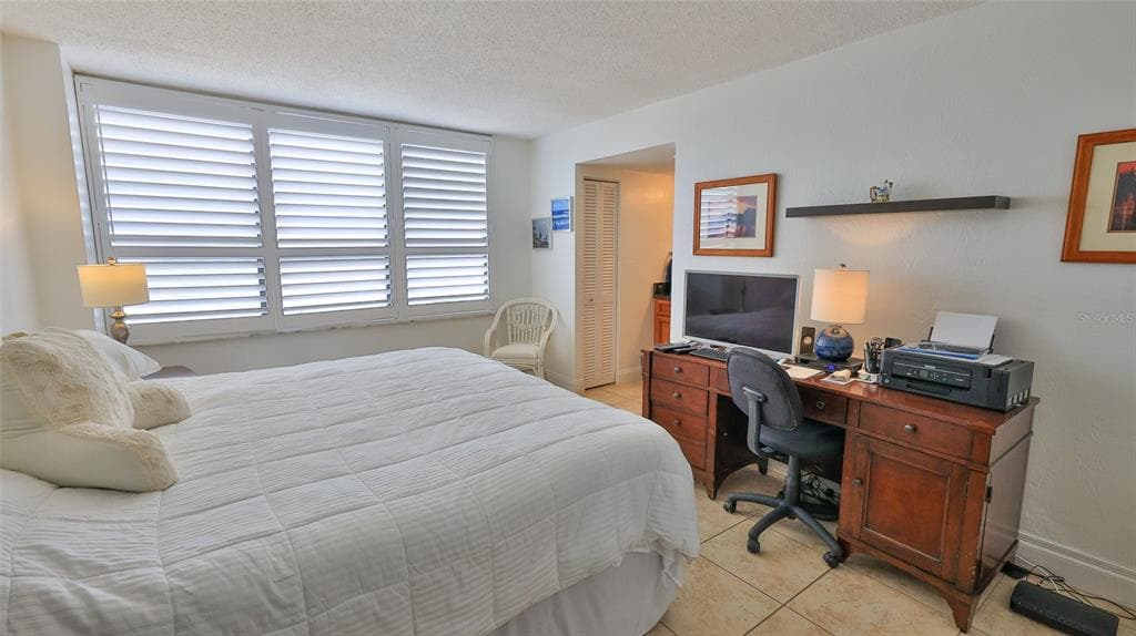 3051 S ATLANTIC AVENUE 2206 photo 23