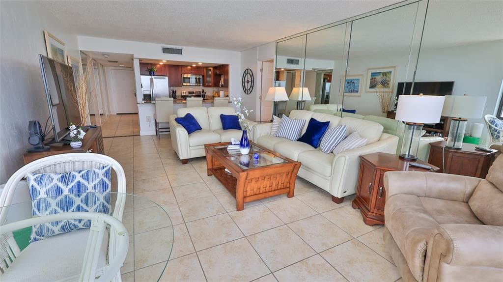 3051 S ATLANTIC AVENUE 2206 photo 16