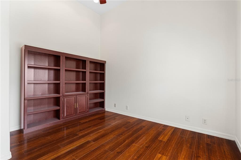 250 GEORGE ROAD photo 23