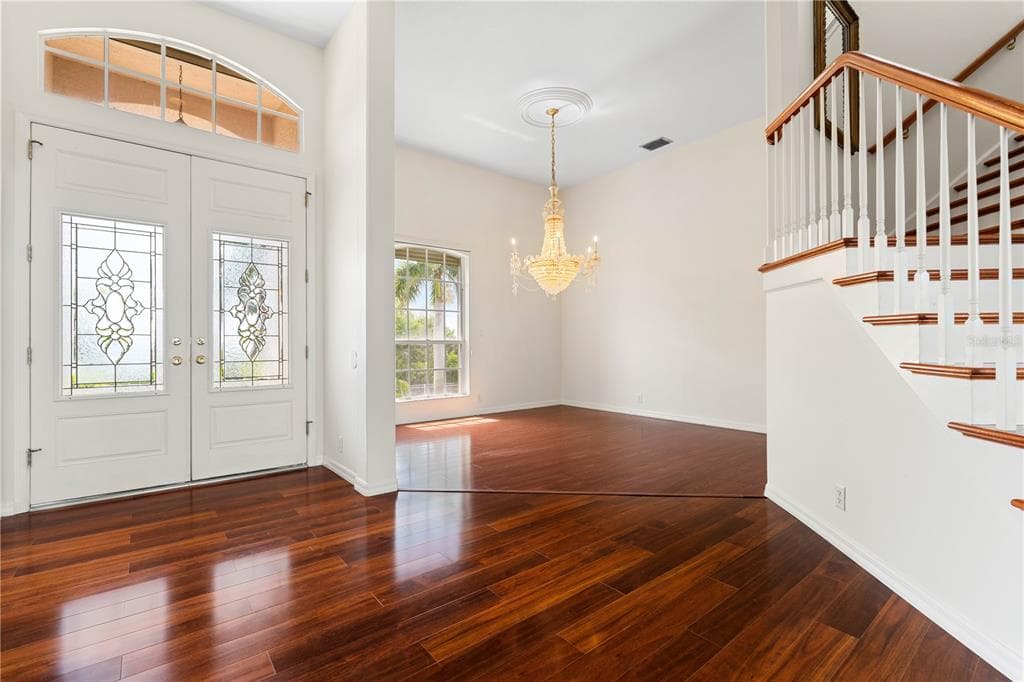 250 GEORGE ROAD photo 3