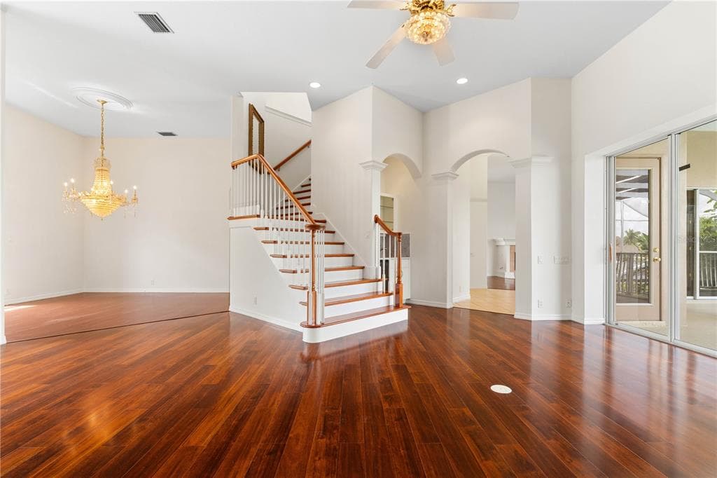 250 GEORGE ROAD photo 5